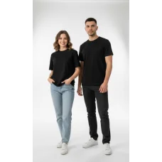 Футболка чорна унісекс 